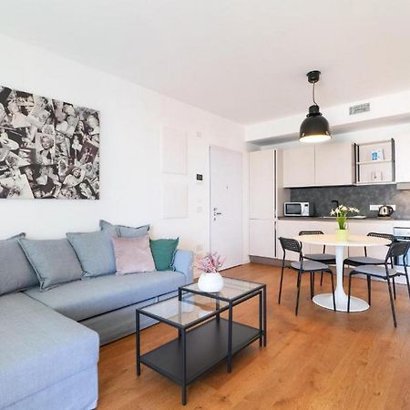 Lovely Terrace Apartment - Porta Romana District Milaan Buitenkant foto