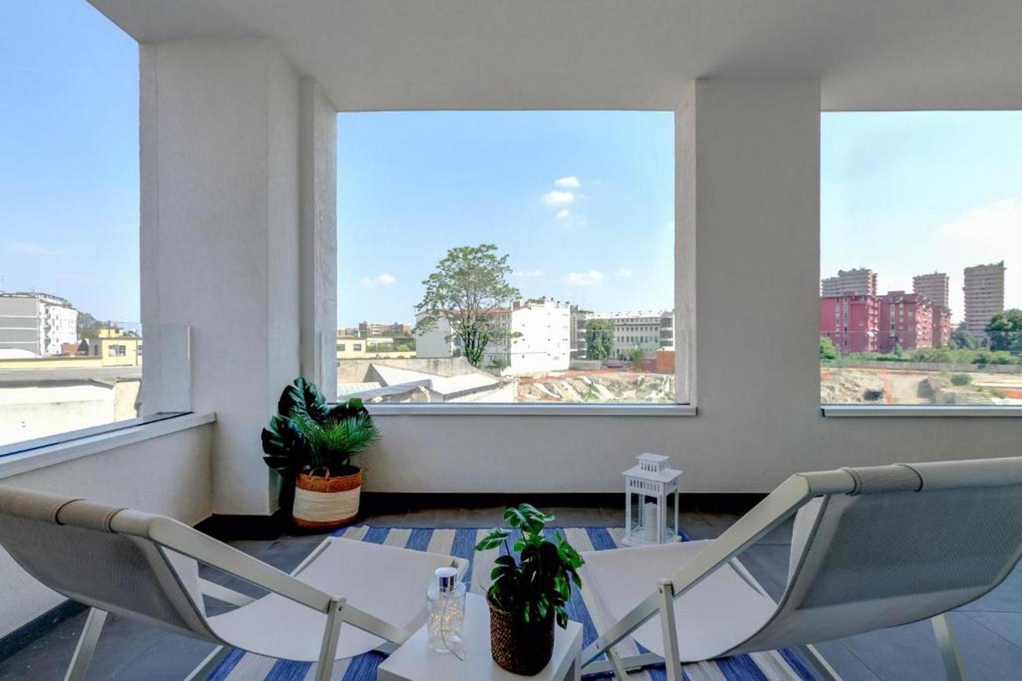 Lovely Terrace Apartment - Porta Romana District Milaan Buitenkant foto